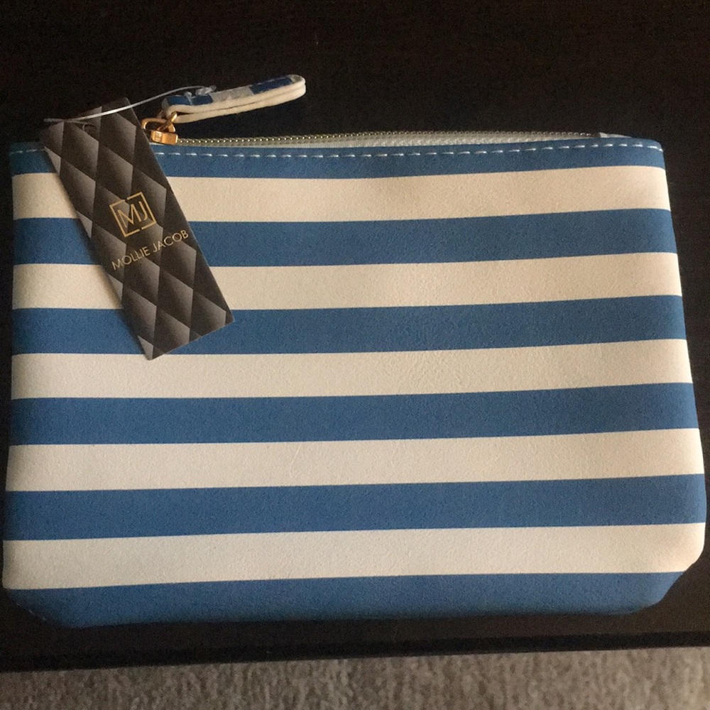 Beach Chic makeup pouch by Mollie Jacob